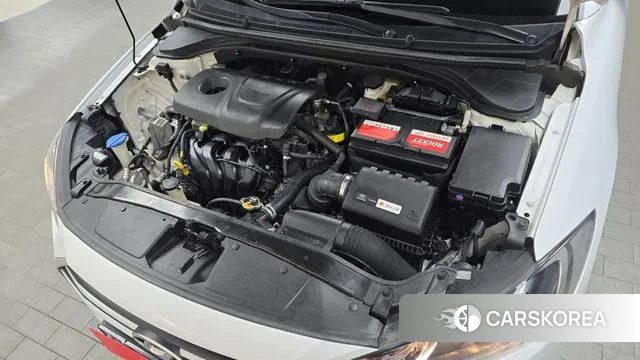 Hyundai Avante AD id 3677522 из Кореи 16