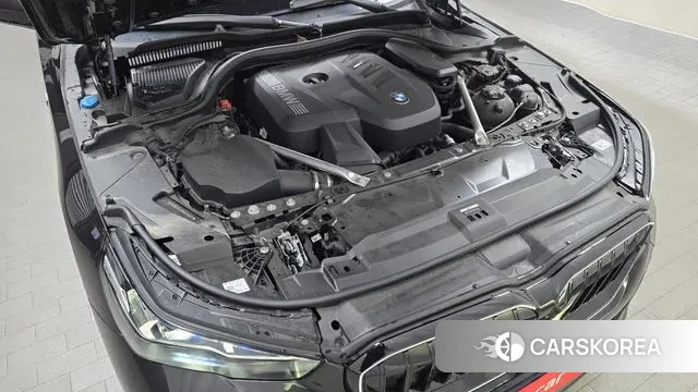 BMW 5 Series (G60) id 3751106 из Кореи 16