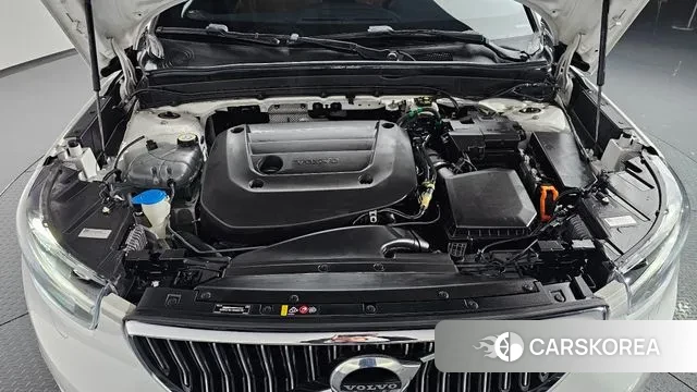 Volvo XC40 id 3407210 из Кореи 16