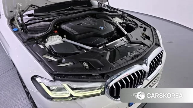 BMW 5 Series (G30) id 3415779 из Кореи 16