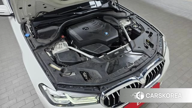 BMW 5 Series (G30) id 4855538 из Кореи 29