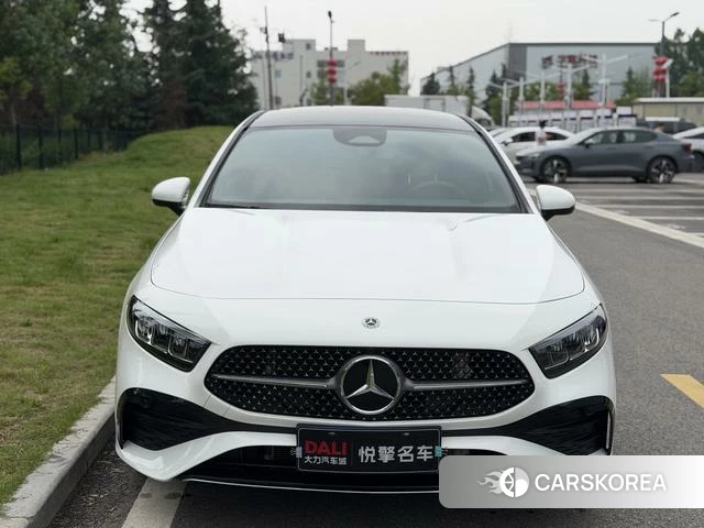 Mercedes-Benz Class A 2024 Белый из Китая, фото 6