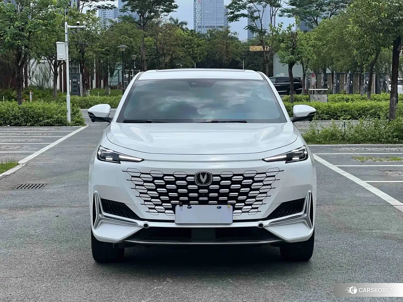 Chang'an Changan UNI-K id 4547188 из Китая 18