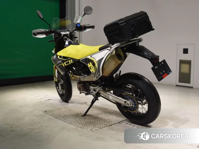 Husqvarna 701 SUPERMOTO id 4358633 из Японии 6