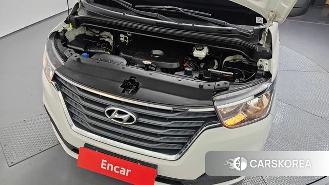 Hyundai The New Grand Starex id 3898436 из Кореи 16