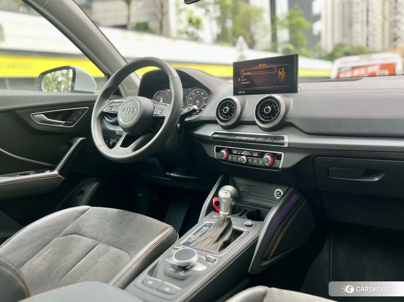 Audi Q2L e-tron id 4440753 из Китая 8