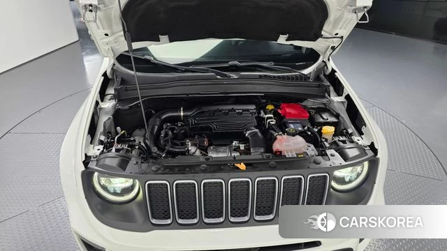 Jeep Renegade id 3953048 из Кореи 16