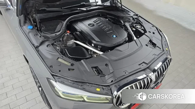 BMW 7 Series (G11) id 3524498 из Кореи 16