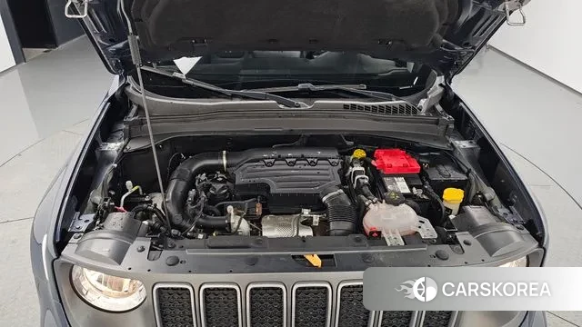 Jeep Renegade id 3740205 из Кореи 17