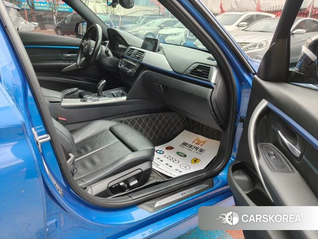 BMW 3 series 2018 Синий из Китая, фото 6