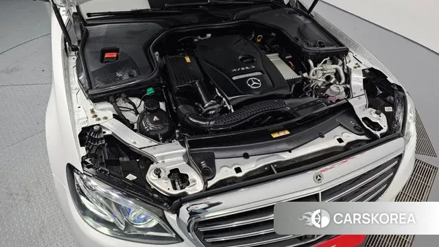 Mercedes-Benz E-Class W213 id 3264368 из Кореи 16