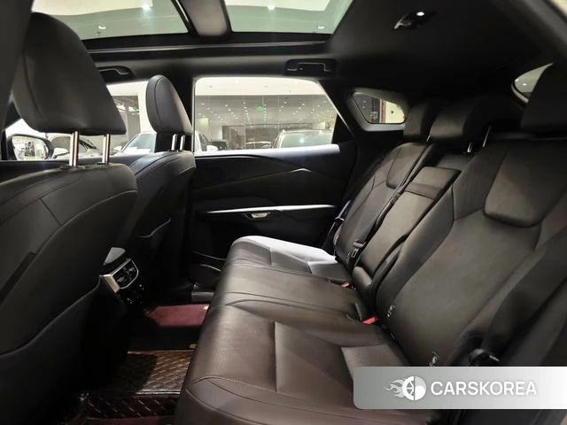 Lexus RX id 4359606 из Китая 7