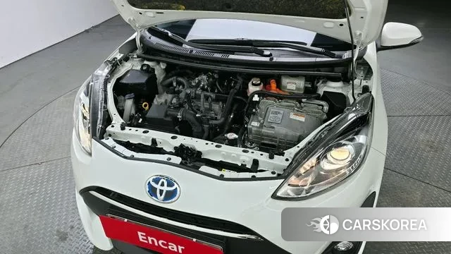 Toyota Prius C id 3039305 из Кореи 16