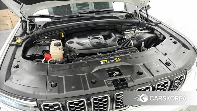 Jeep Grand Cherokee (WL) id 4409602 из Кореи 31