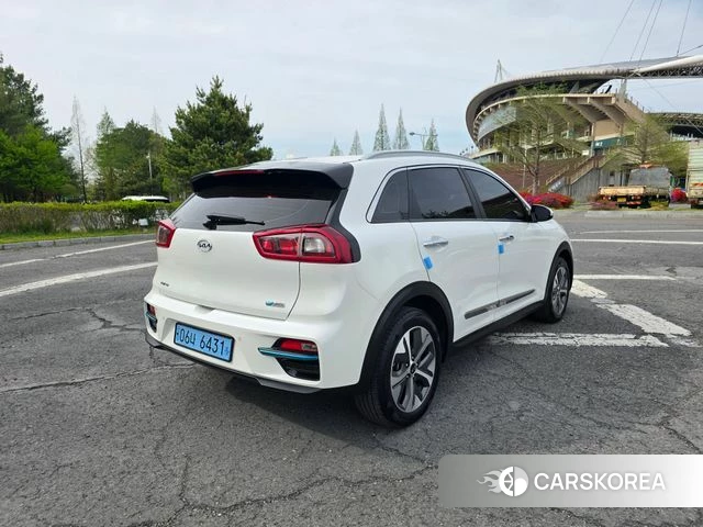 Kia Niro EV id 4392609 из Кореи 16