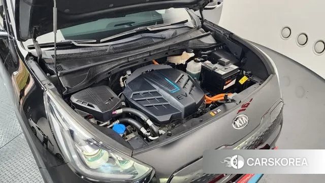 Kia Niro EV id 3713765 из Кореи 16