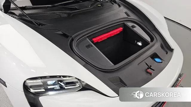 Porsche Taycan id 3058748 из Кореи 16