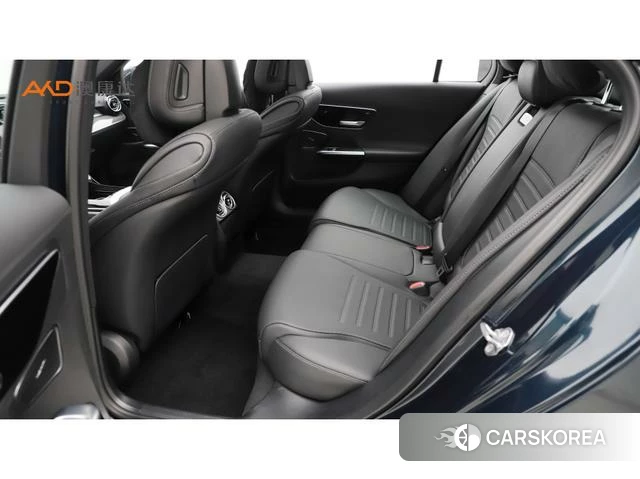 Mercedes-Benz Class C 2023 Зеленый из Китая, фото 6