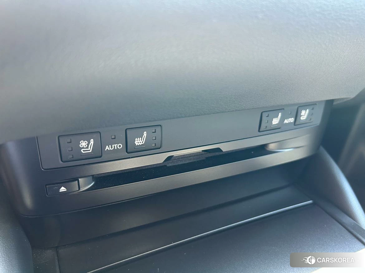 Lexus ES id 4479276 из Китая 14