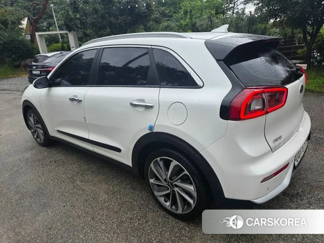 Kia Niro id 4610427 из Кореи 15