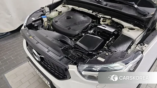 Volvo XC40 id 3439432 из Кореи 16