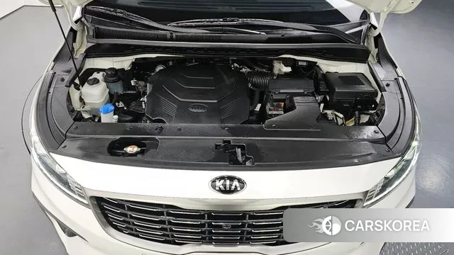 Kia The New Carnival id 3588213 из Кореи 16