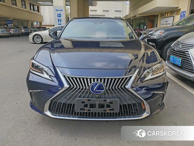 Lexus ES id 4260923 из Китая 10