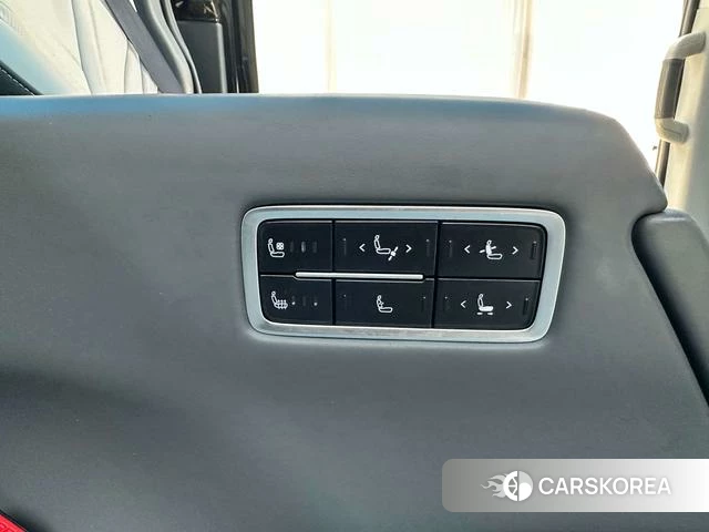 Ford Touruiou id 4025834 из Китая 19