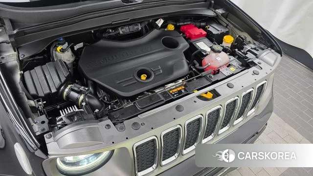 Jeep Renegade id 4490353 из Кореи 28