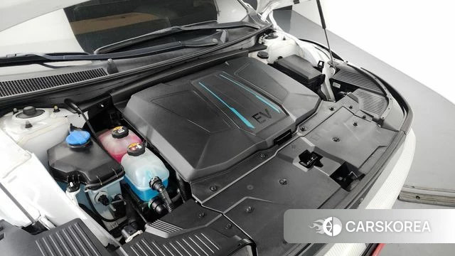 Hyundai Ionic 5 id 3851646 из Кореи 17