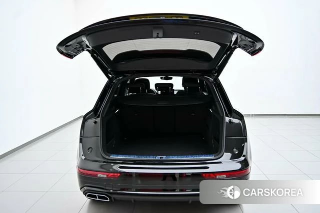 Audi Q5L id 4301000 из Китая 16