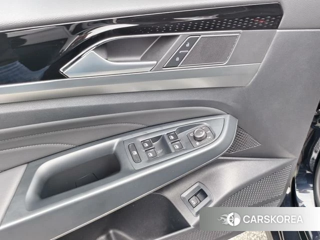 Volkswagen Passat id 4263119 из Китая 19