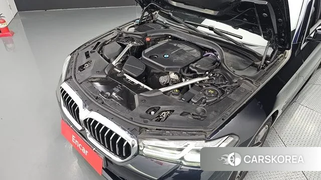 BMW 5 Series (G30) id 2976143 из Кореи 16