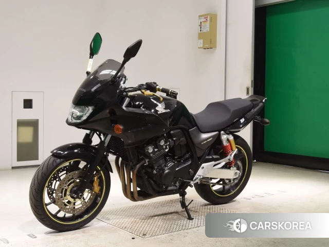 Проданный Honda CB400SF BOLDOR 2017 из Японии, фото 2