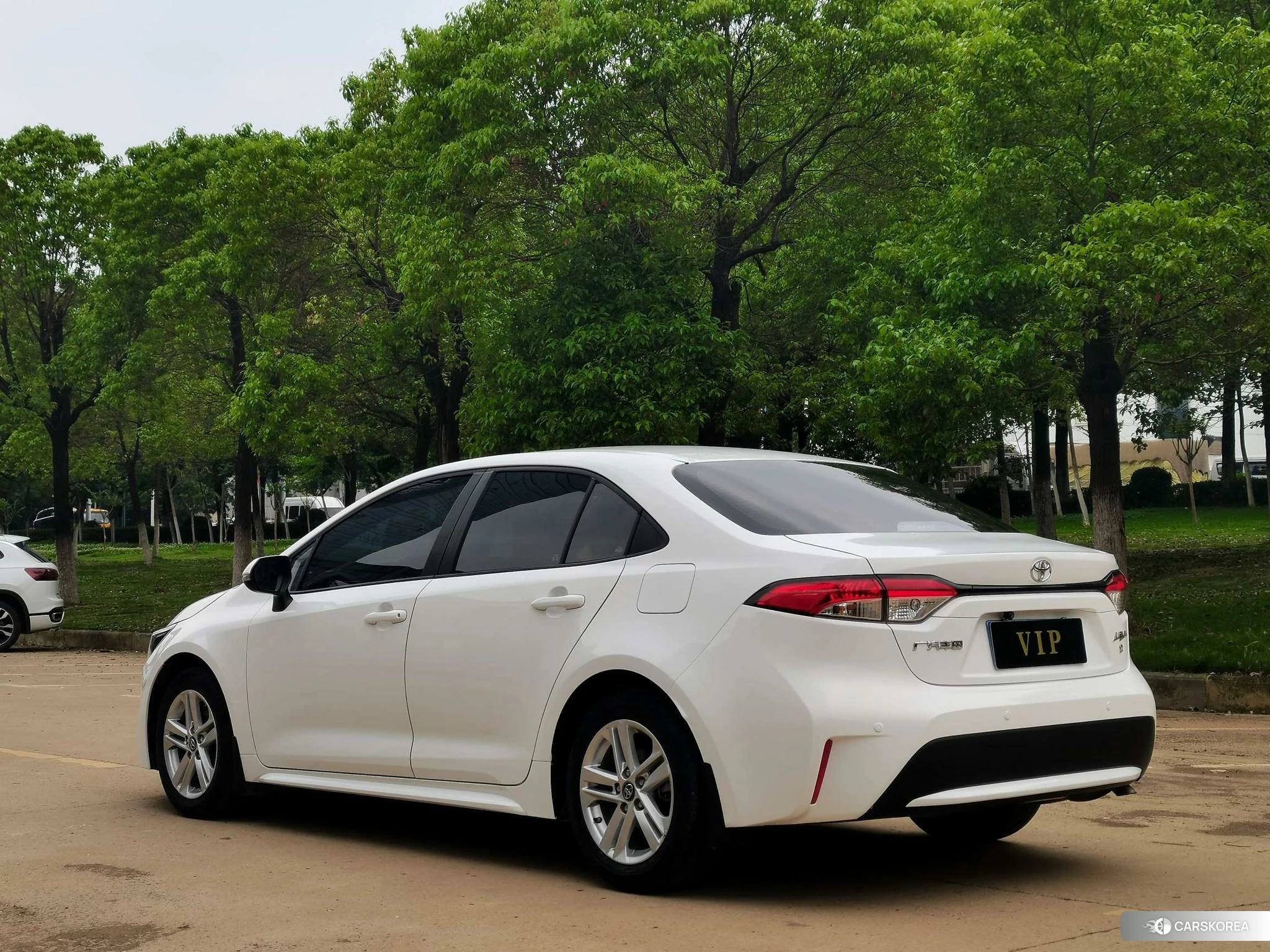 Toyota Lei Ling id 4407350 из Китая 18