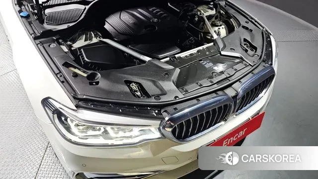 BMW 5 Series (G30) id 3703896 из Кореи 16