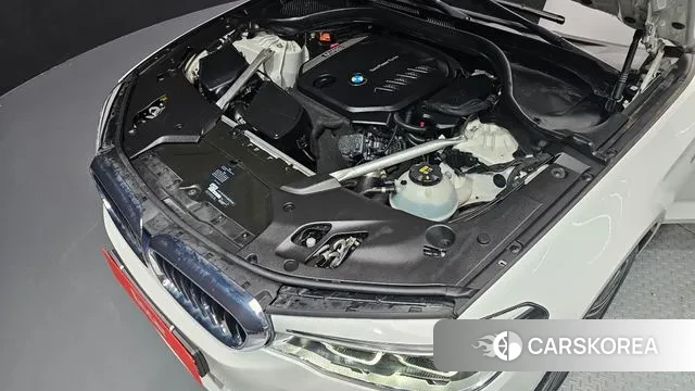 BMW 5 Series (G30) id 3291465 из Кореи 16