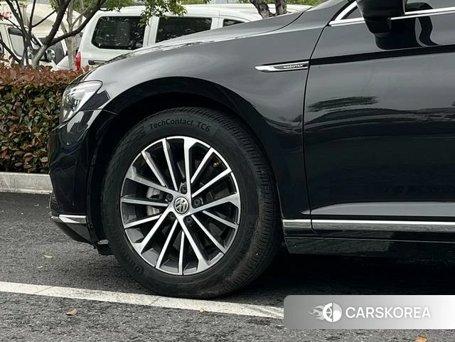 Volkswagen Magotan id 4254672 из Китая 17