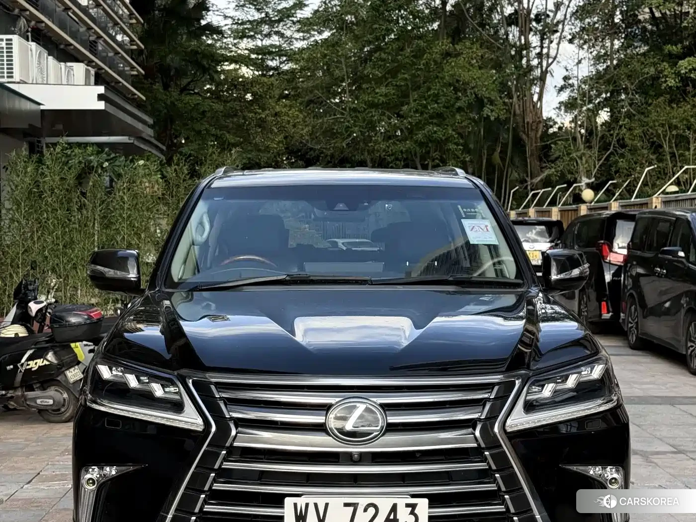 Lexus LX id 4546027 из Китая 22