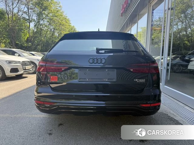 Audi A6 (import) 2022 Черный из Китая, фото 6