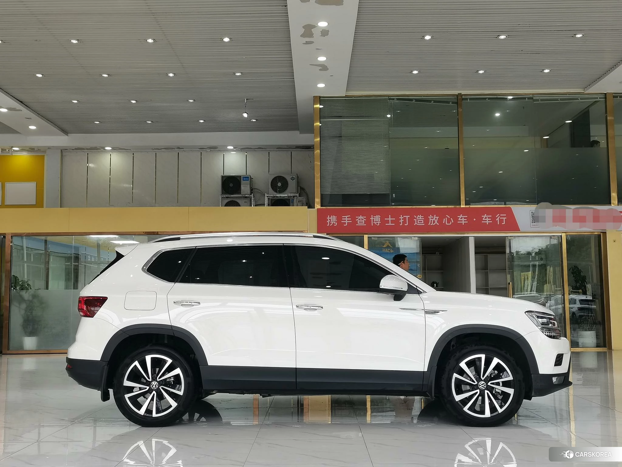 Volkswagen Tuyue id 4492899 из Китая 21