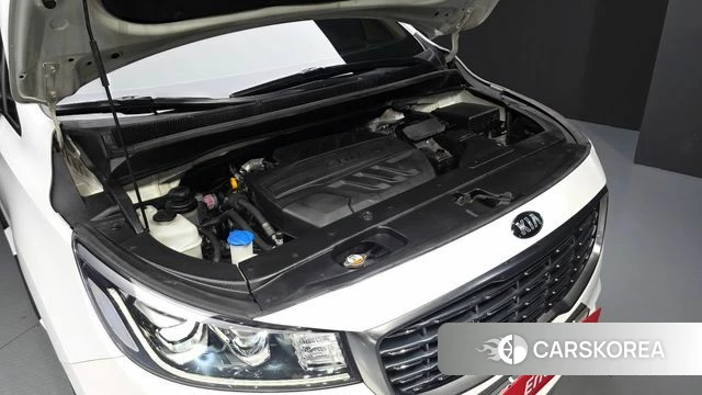 Kia The New Carnival id 4543703 из Кореи 28