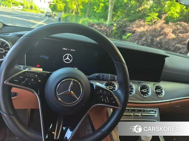Mercedes-Benz CLS 2022 Серебристо-серый из Китая, фото 6
