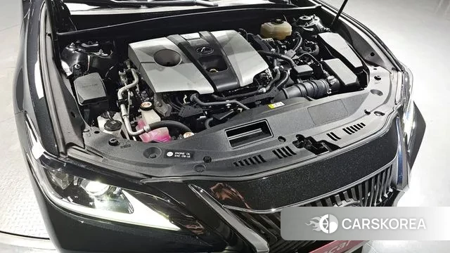 Lexus ES300h 7th generation id 3004364 из Кореи 16