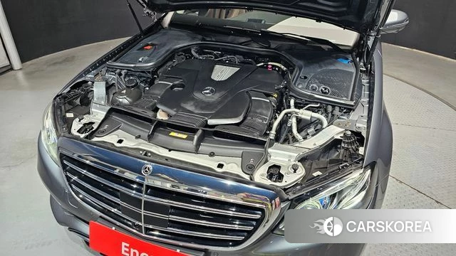 Mercedes-Benz E-Class W213 id 4470837 из Кореи 26