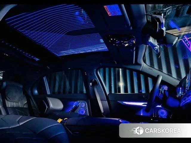 BMW 7 Series (G70) id 3838031 из Кореи 16