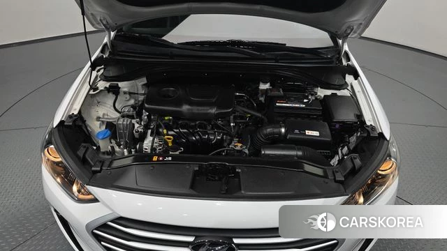 Hyundai Avante AD id 3886500 из Кореи 17