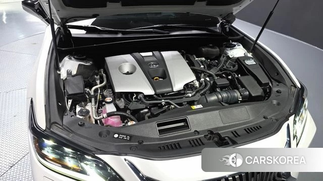 Lexus ES300h 7th generation id 4721547 из Кореи 30