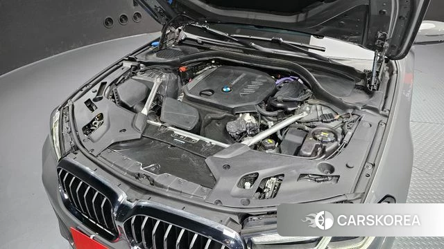 BMW 5 Series (G30) id 3852141 из Кореи 16