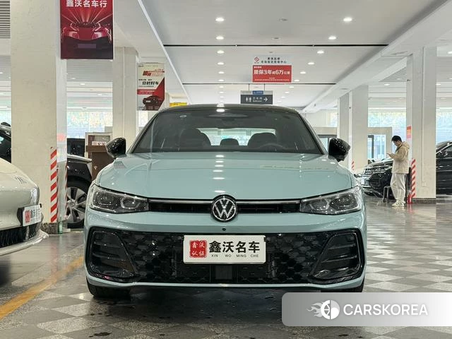 Volkswagen Passat id 4209329 из Китая 16
